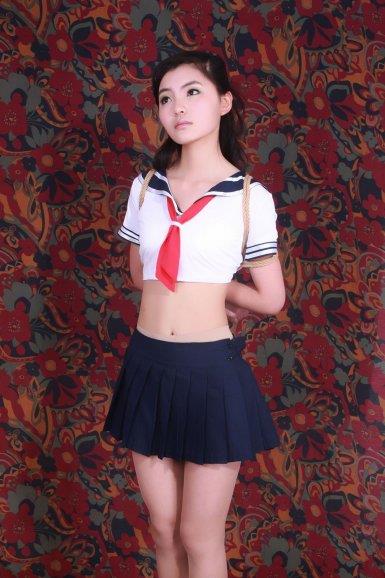 [神艺缘套图]2010.04.20 第15期 模特 雨婷 第2集