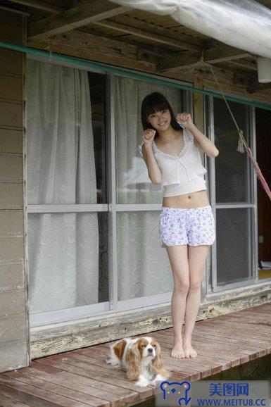 [WPB-net] 2013.05.25 No.157 新川優愛 スペシャル写真集 - 「美しすぎる彼女に一目惚れ」