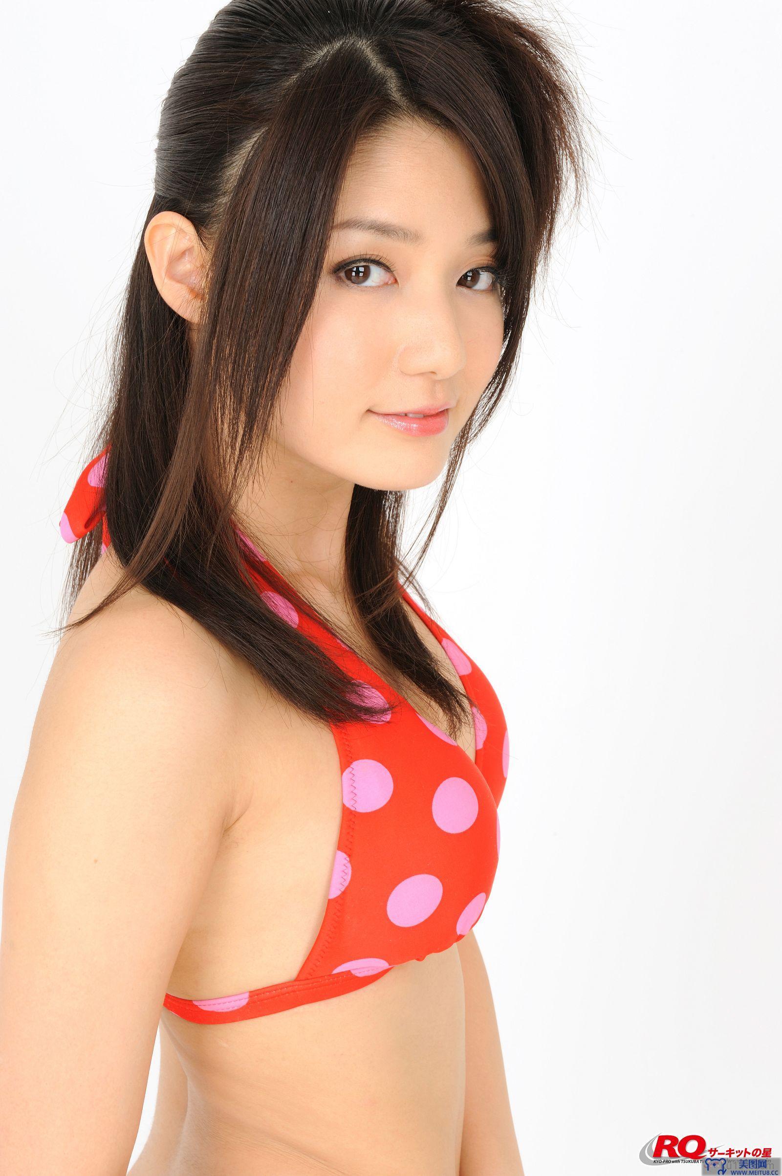 [RQ-STAR美女] NO.0105 Hitomi Furusaki 古崎瞳 Swim Suits – Red