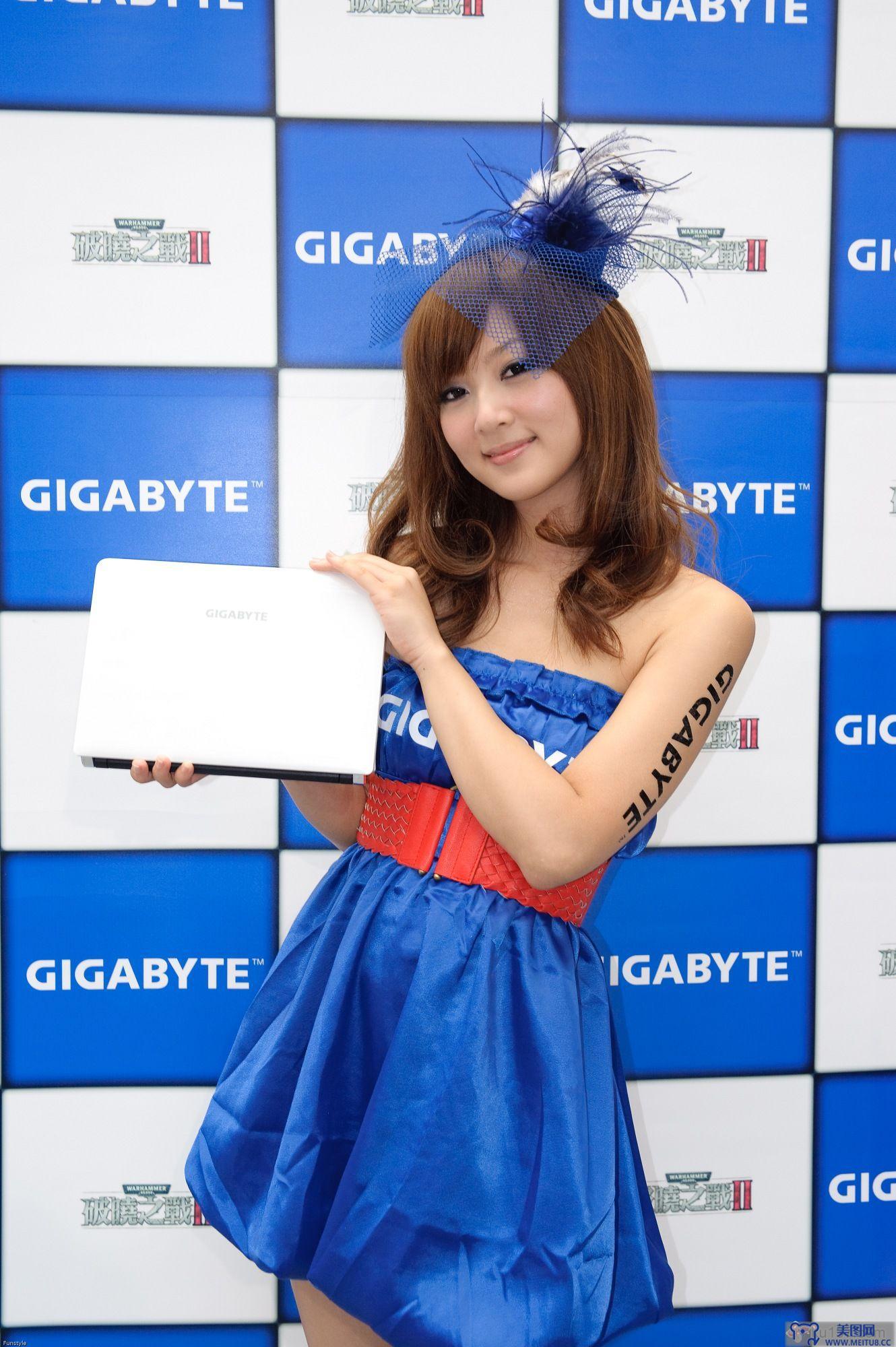 [果子MM套图] 2009.11.28 資訊月 GIGABYTE