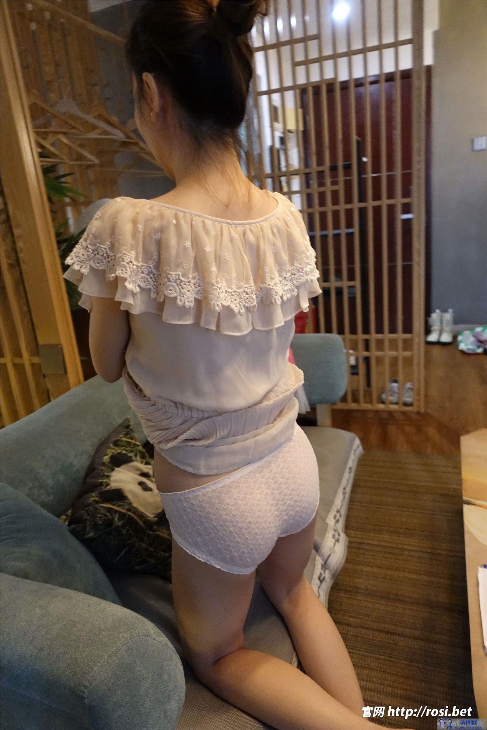 [ROSI美女图]2023.11.16 NO.4364