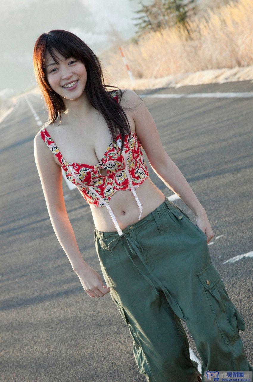 Mayuko Iwasa 岩佐真悠子 スペシャル写真集 WPB-net