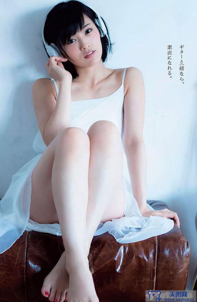 [Weekly Playboy] 2015.10 No.43 山本彩 天木じゅん 芹沢潤 川口春奈 武田玲奈 南千紗登 谷澤恵里香 美雪ありす