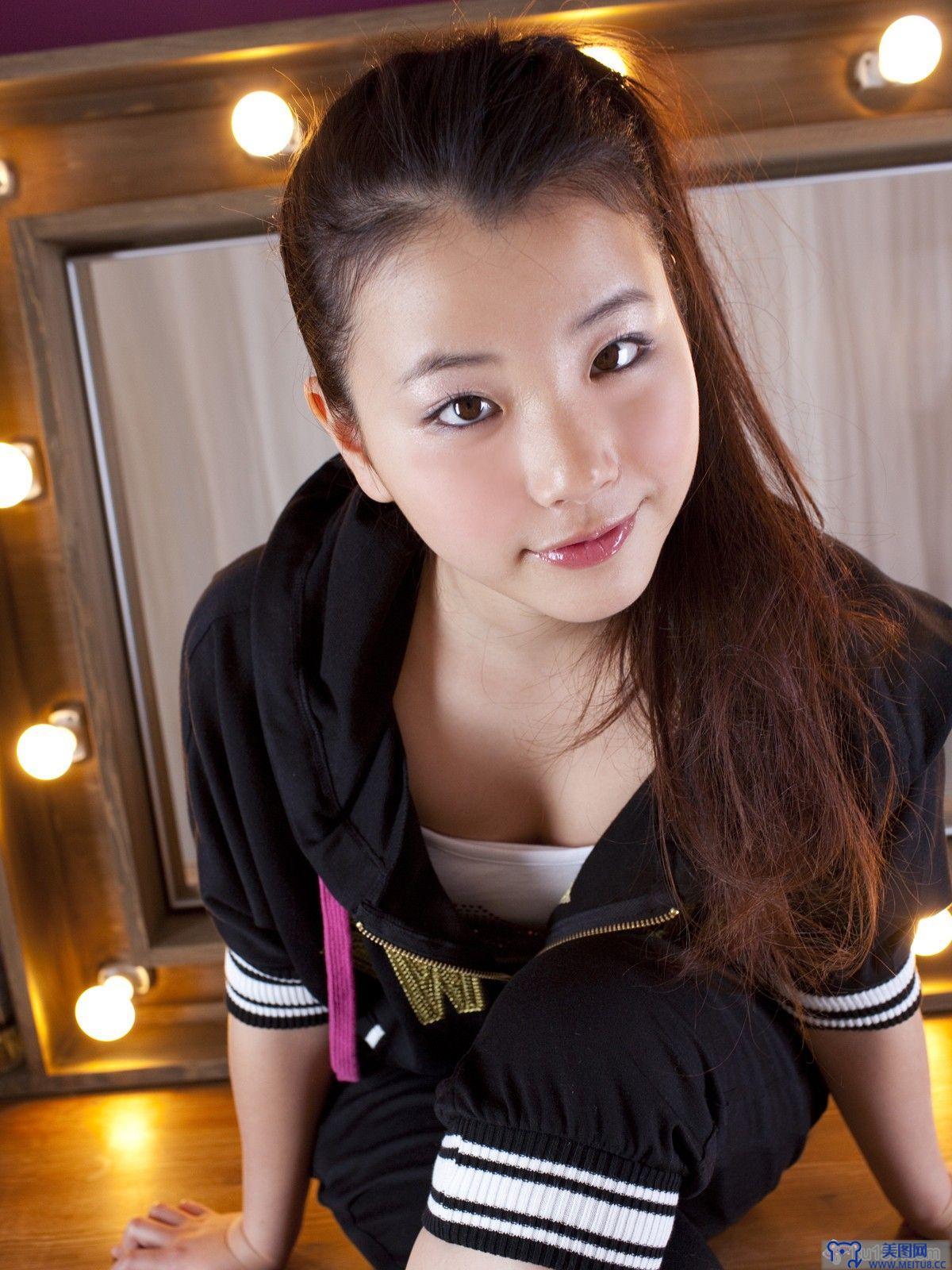 [Sabra美女写真] 2011.05.26 倉田瑠夏 NEW COVER GIRL