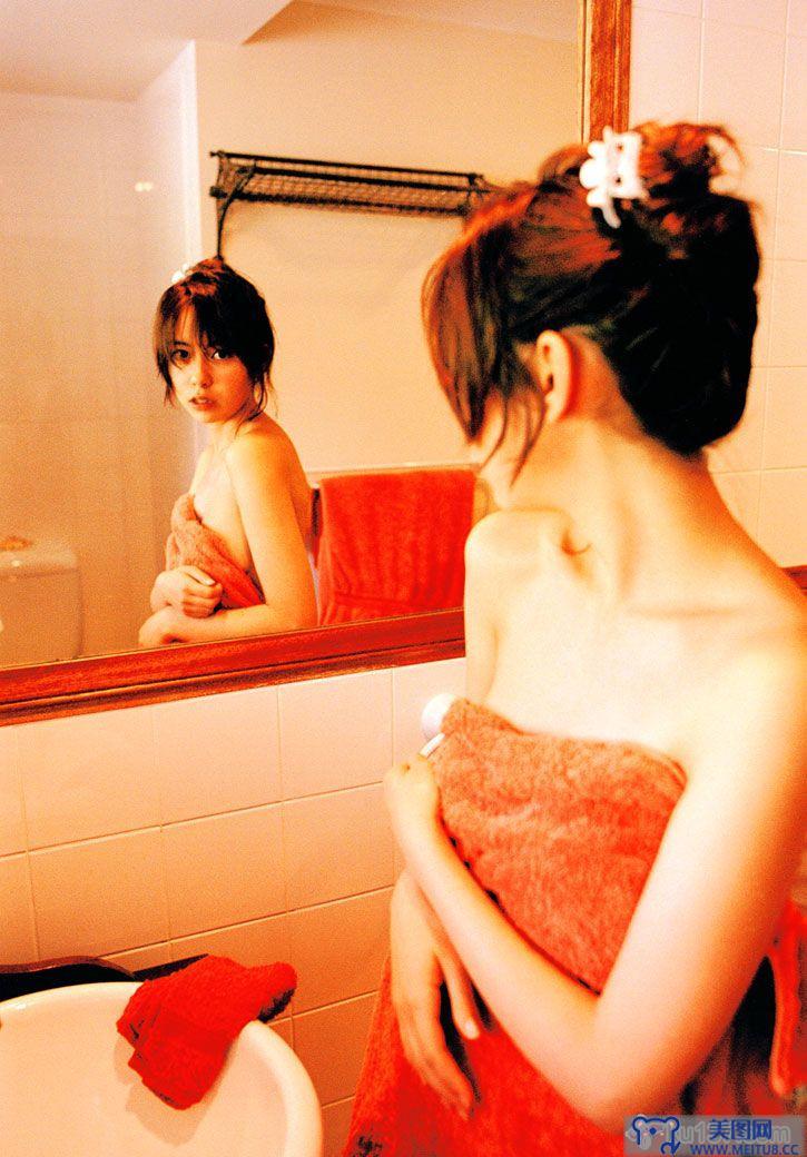 [image.tv美女写真]2003.09 Naomi Ayukawa 鮎河ナオミ On her journey