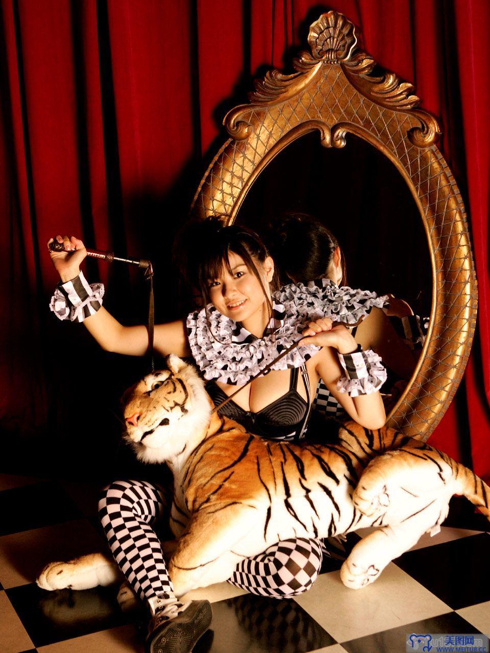 [image.tv美女写真]2005.09.09 Miri Hanai 花井美里 ワンダフル大サーカス Wonderful Big Circus