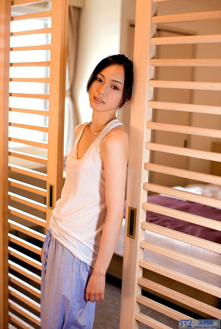 [image.tv美女写真]2008.07.18 Sayuri Oyamada 小山田 サユリ Crystal Beauty