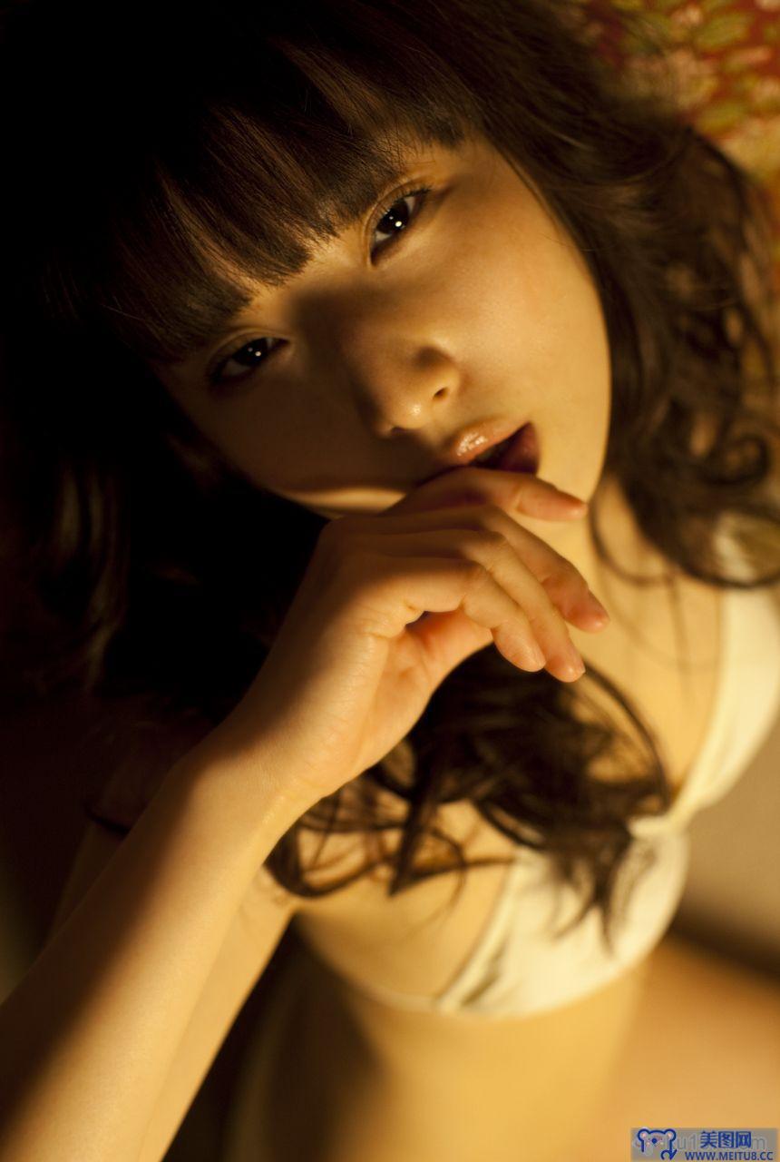 [image.tv美女写真]2010.04.01 Azusa Aida 相田あずさ A-17 前編