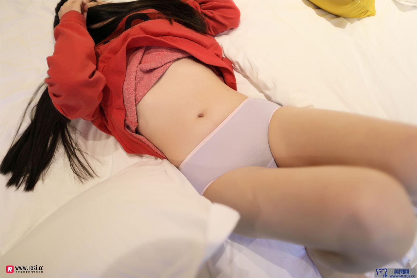 [ROSI美女图]2018.04.07 NO.2313