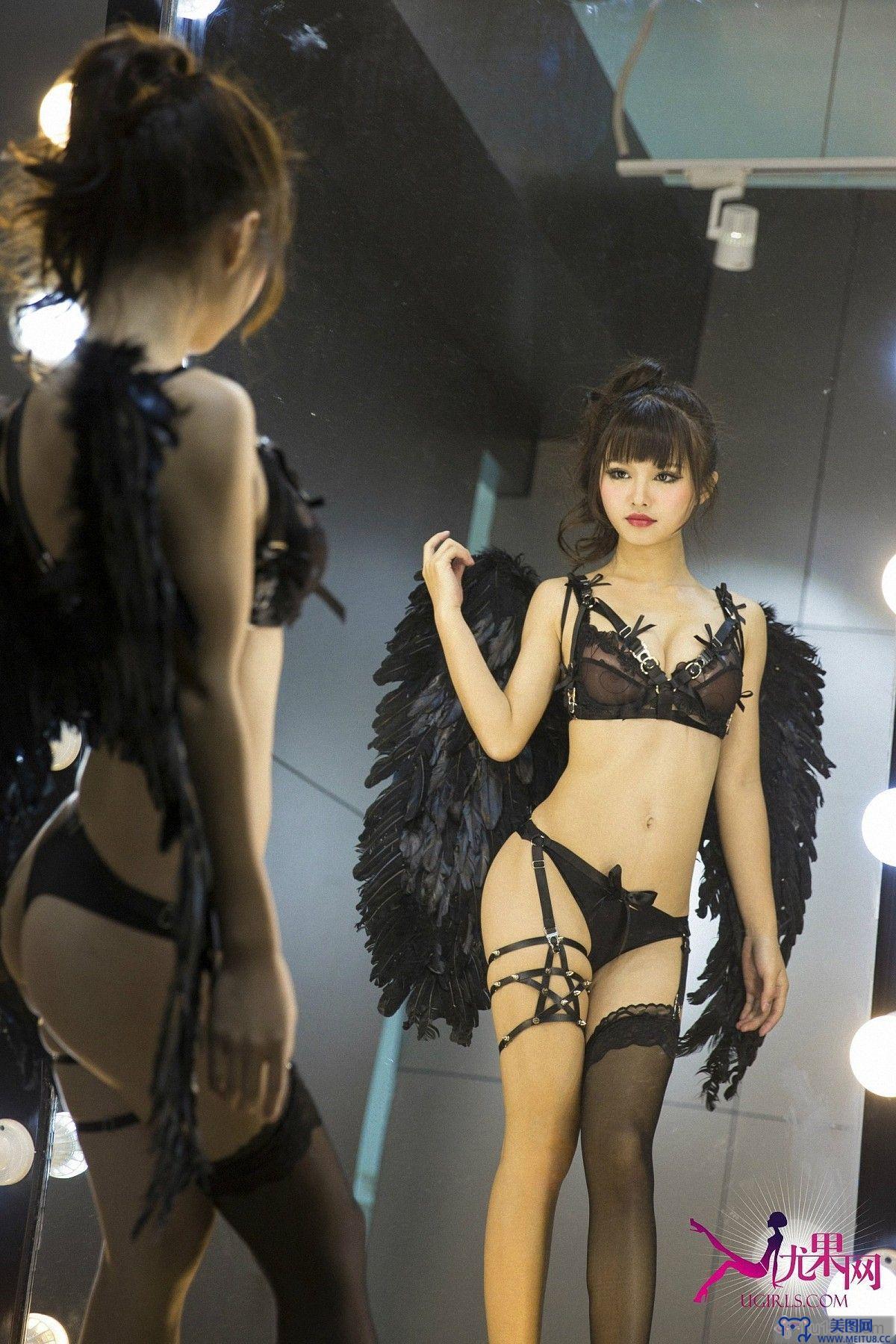 [Ugirls尤果写真] 2015.12.31 No.155 Momo