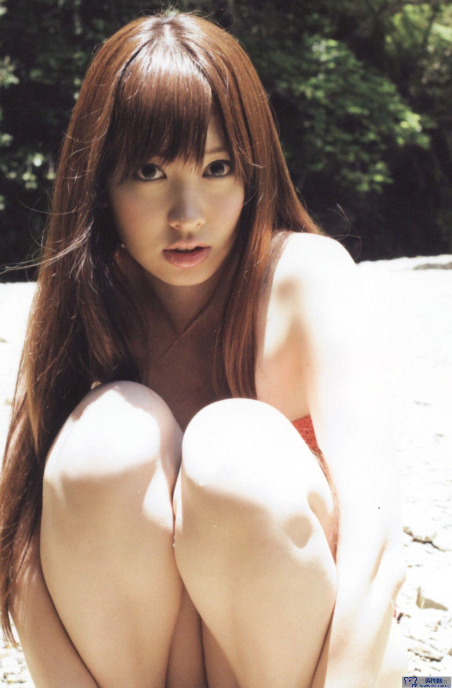 [唯美写真] 2013.08.18 小嶋阳菜 Haruna Kojima《First Photobook》