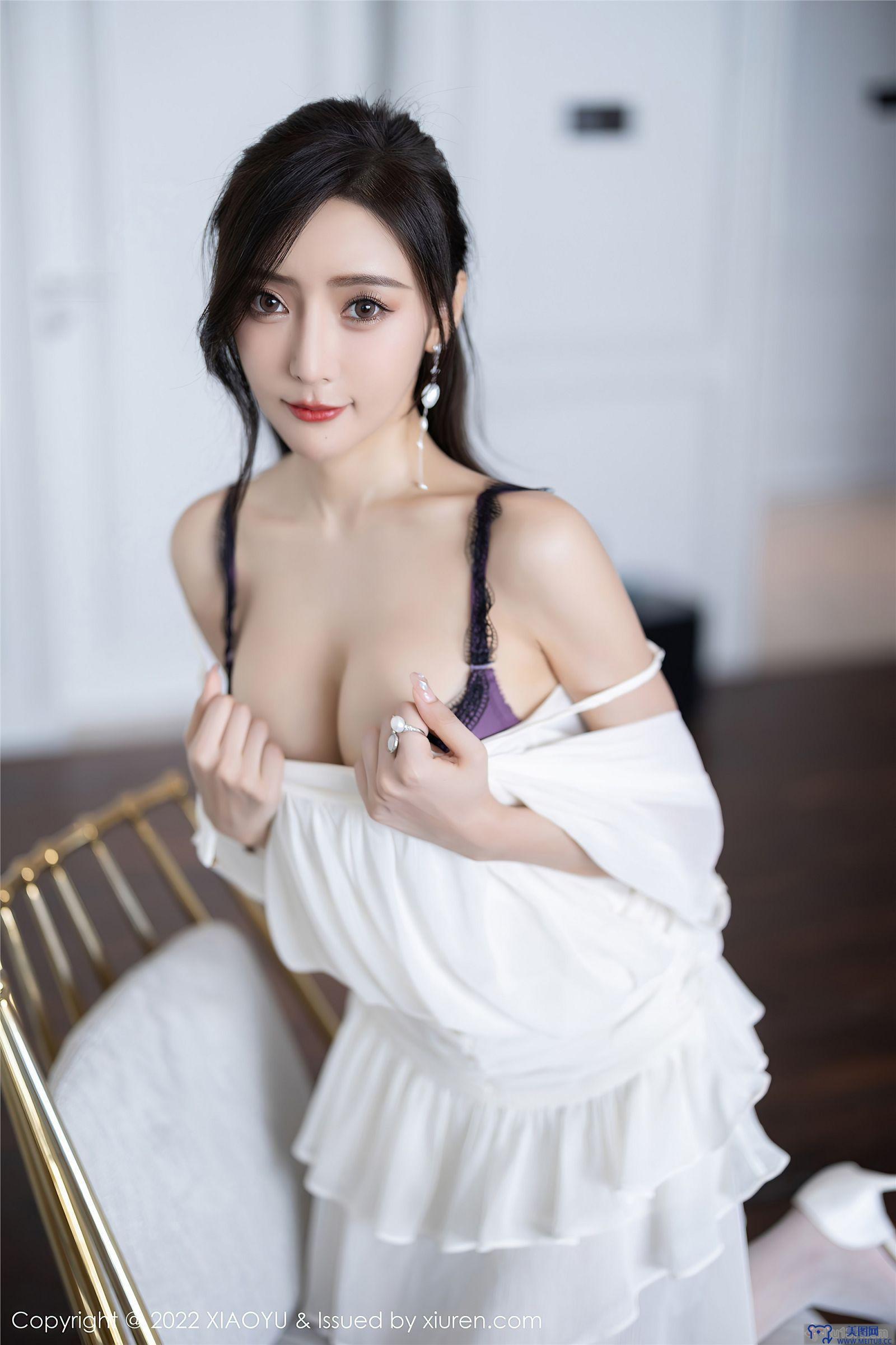 [XIAOYU画语界] 2022.07.18 NO.822 王馨瑶