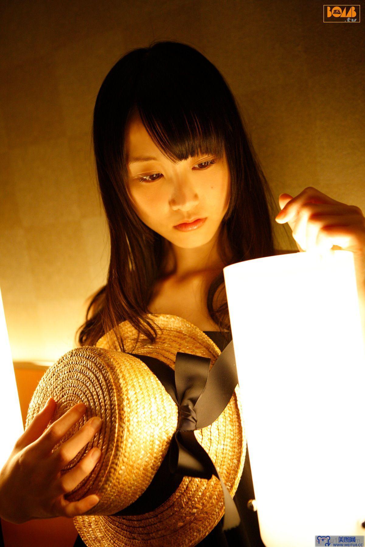 [Bomb.tv套图] GRAVURE Channel 2011年8月號 2011.08.01(2)