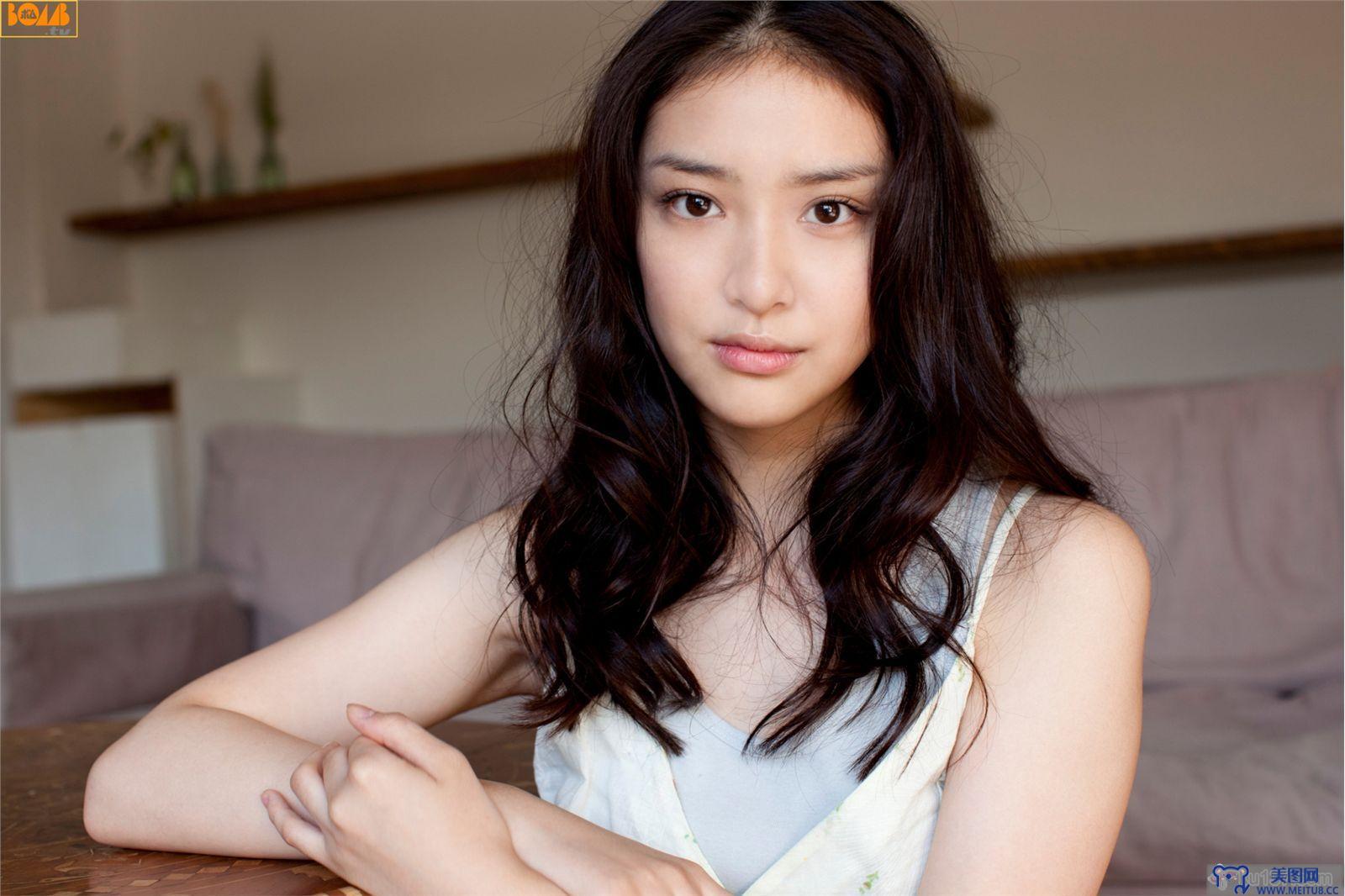 [Bomb.tv套图] 武井咲 2012年02月號 Emi Takei 日本性感美女