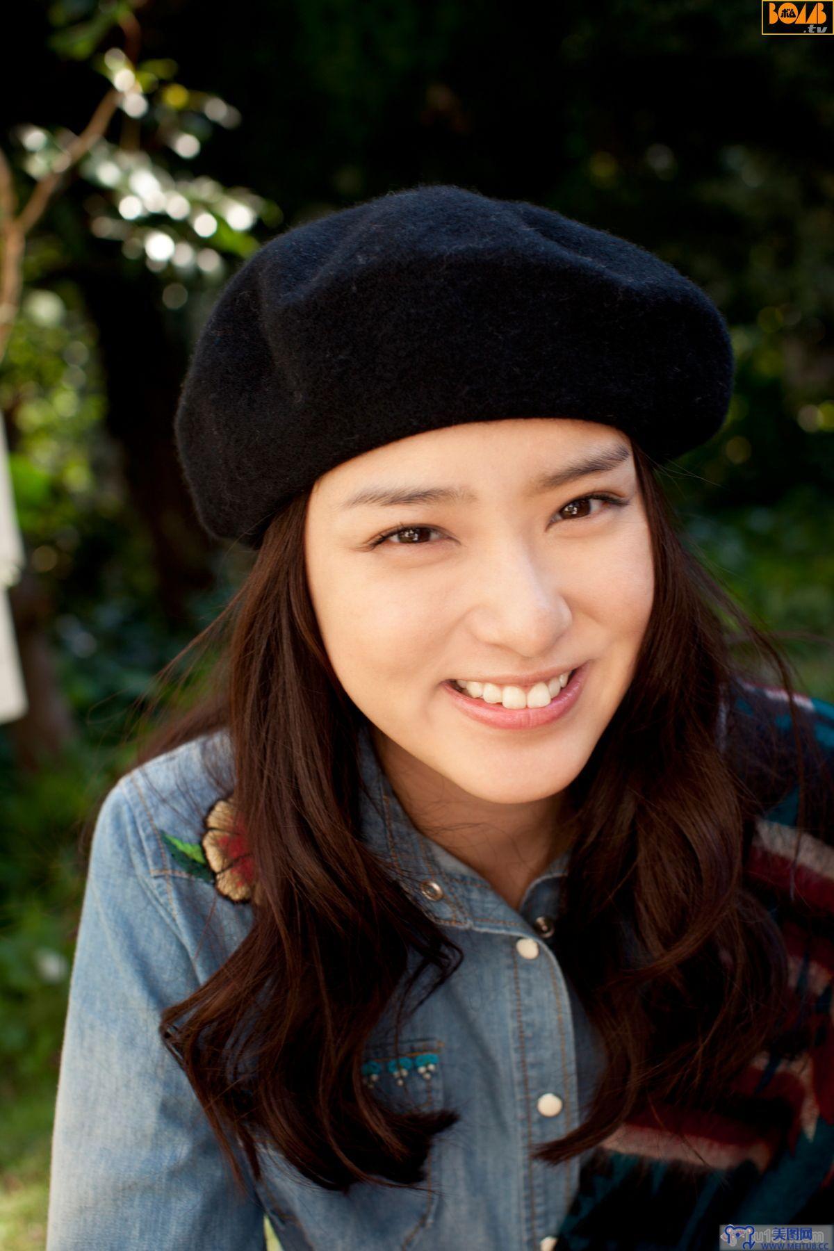 [Bomb.tv套图] 武井咲 2012年02月號 Emi Takei 日本性感美女