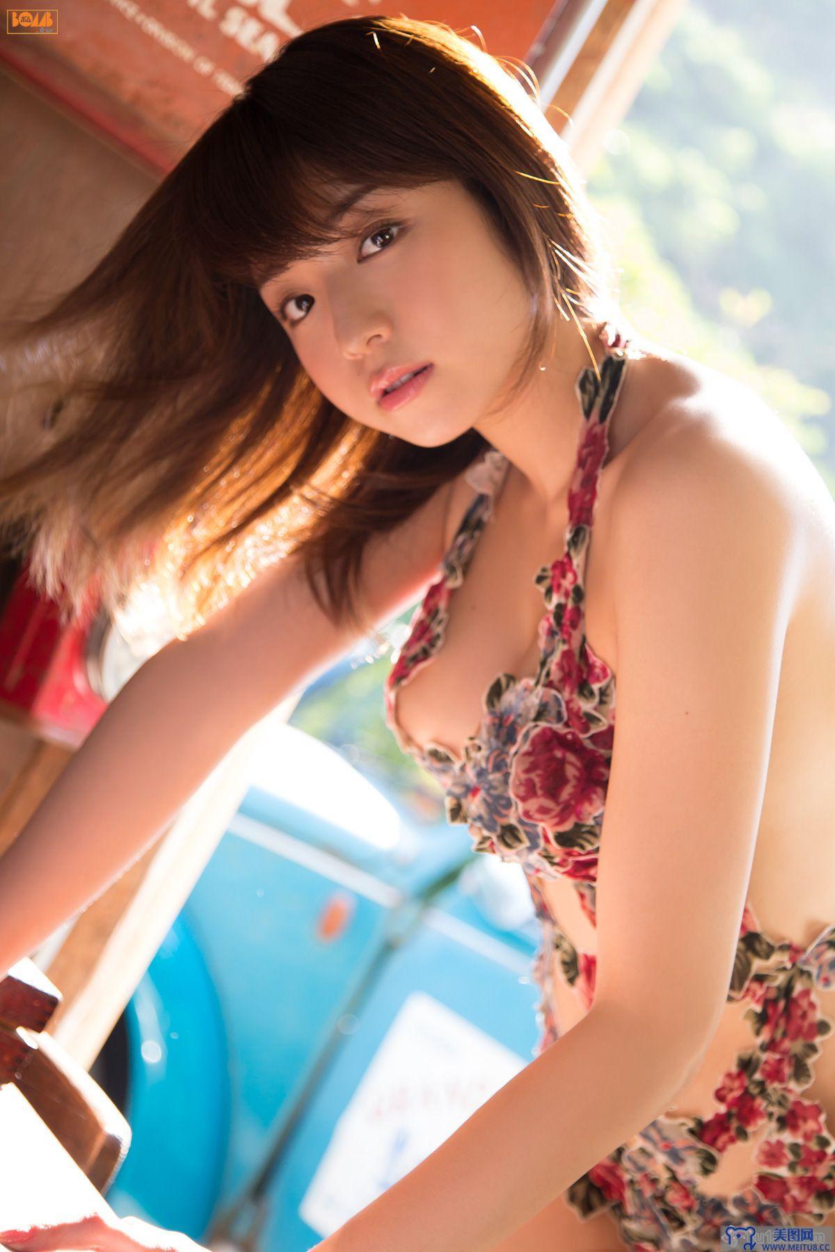 [Bomb.tv套图] 2013.11.01 GRAVURE Channel 2013年11月号 Shizuka Nakamura 中村静香