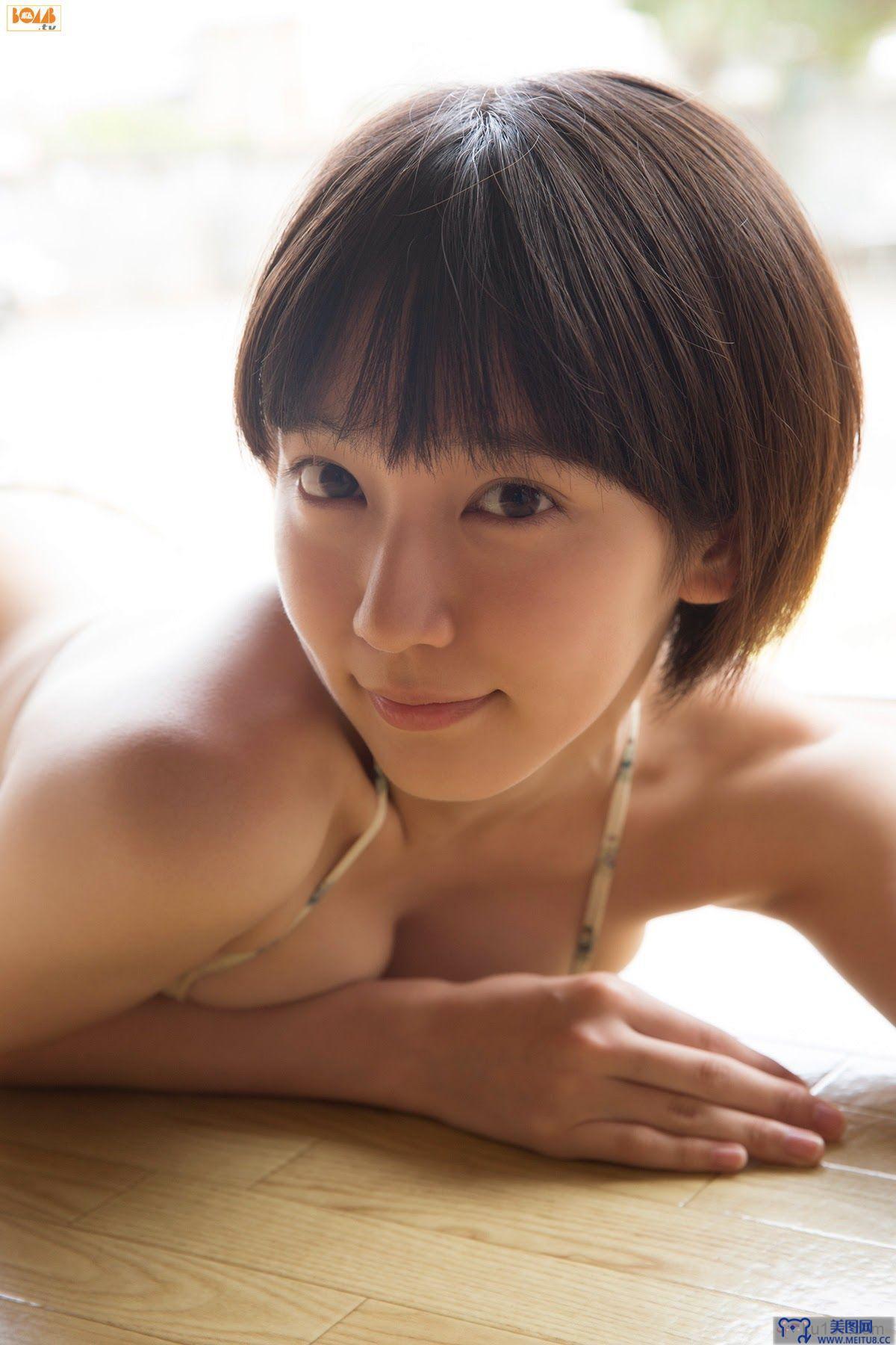 [Bomb.tv套图] 2014年10月号GRAVURE Channel Riho Yoshioka 吉岡里帆