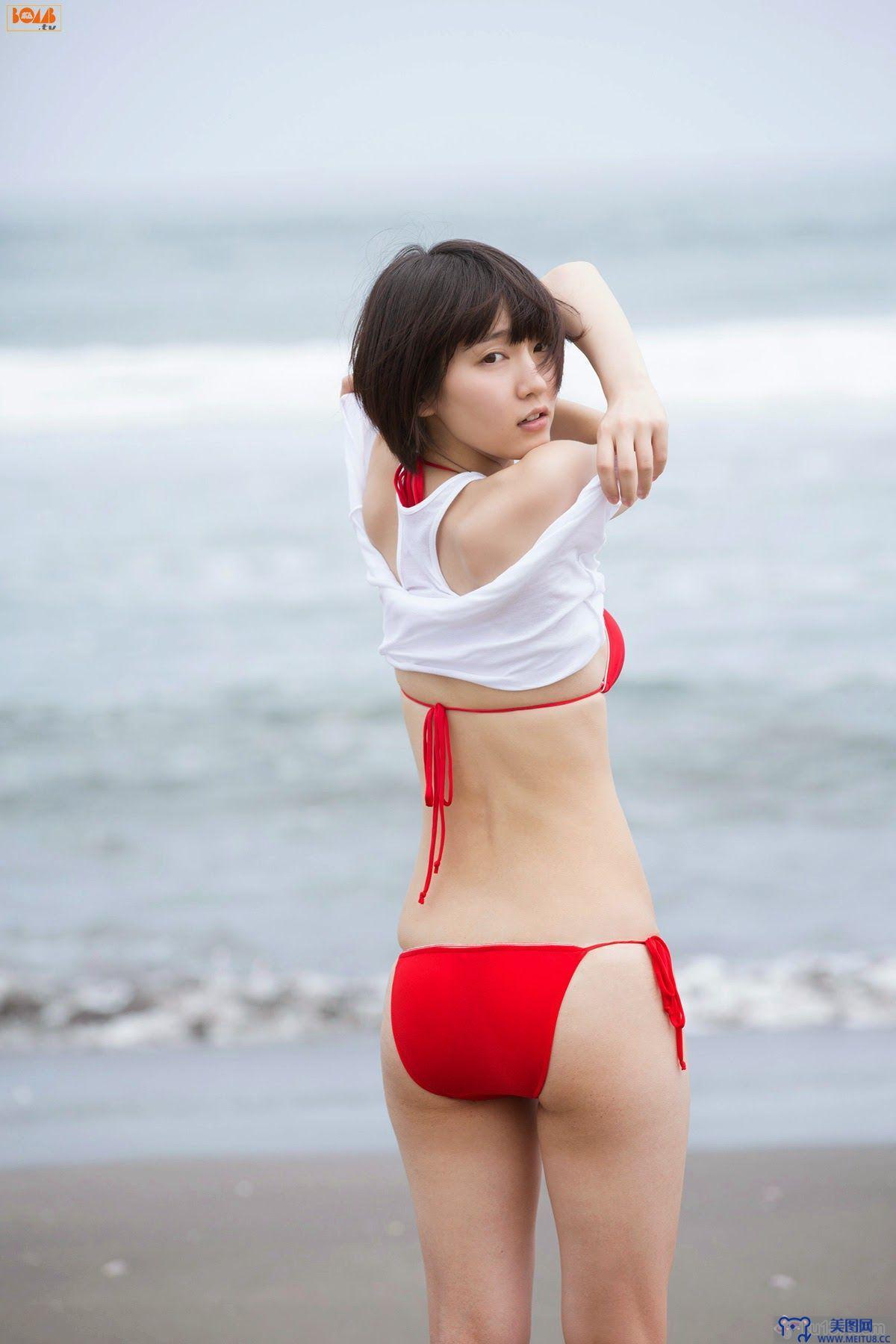 [Bomb.tv套图] 2014年10月号GRAVURE Channel Riho Yoshioka 吉岡里帆