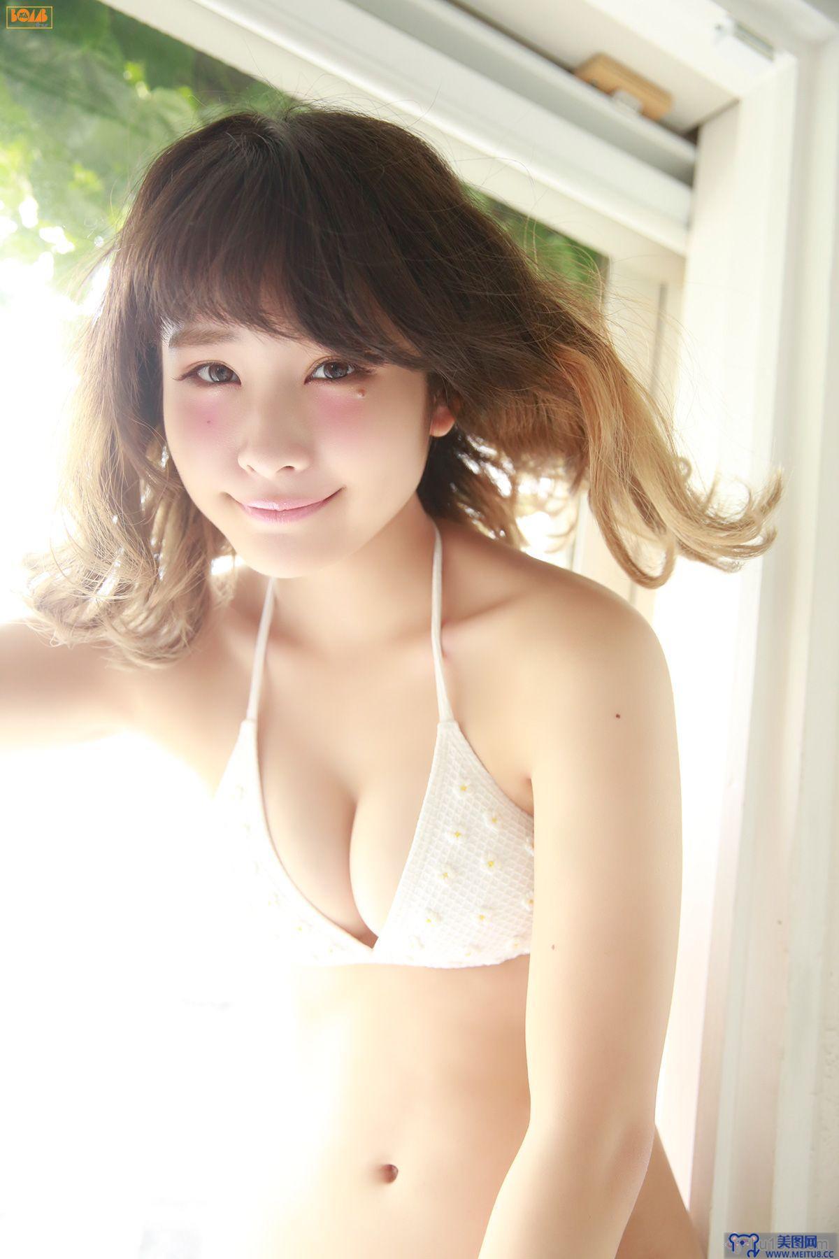 [Bomb.tv套图] 2015年10月号 GRAVURE Channel 增井みお & lyrical school