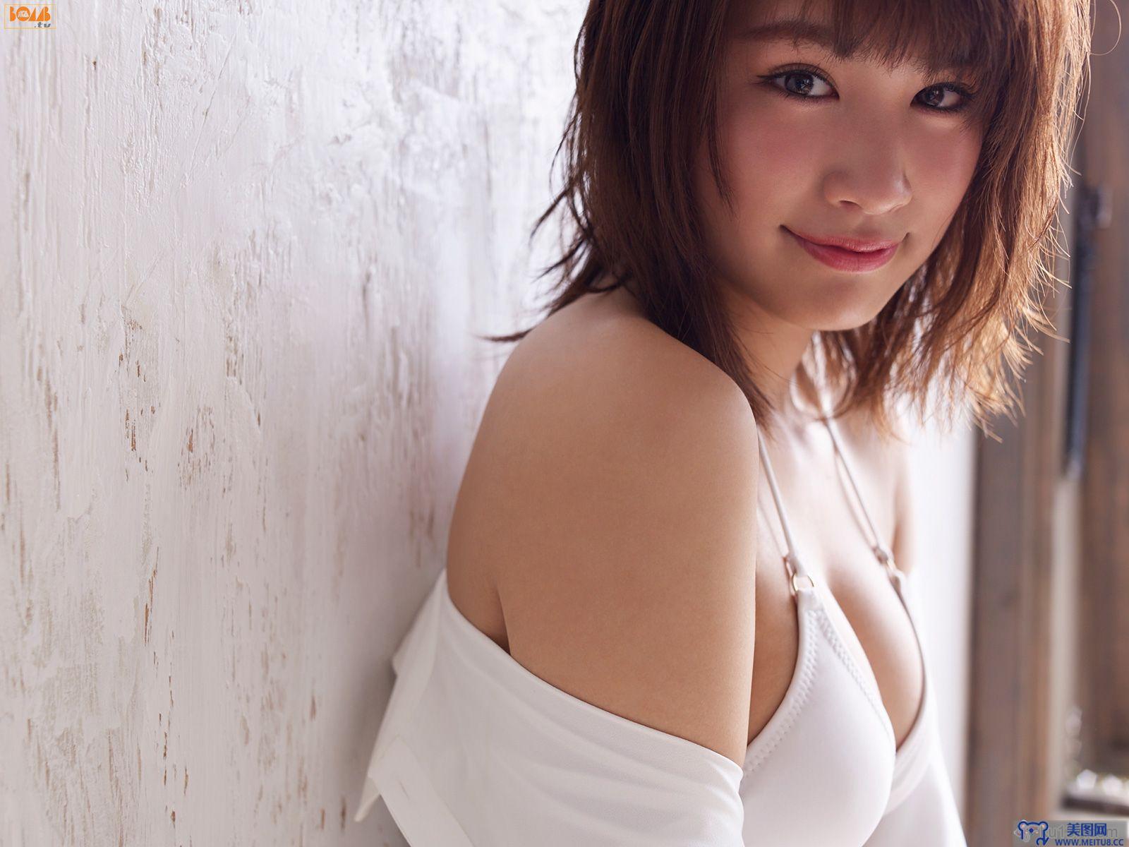 [Bomb.tv套图] 2016年05月号 GRAVURE Channel Ikumi Hisamatsu 久松郁実