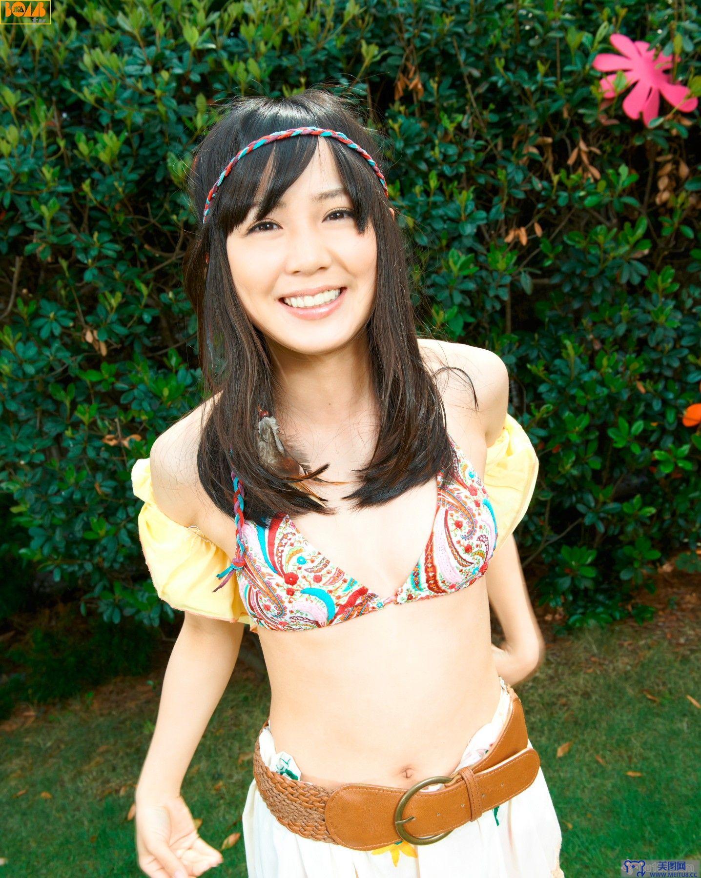 [Bomb.tv套图] [07.01] GRAVURE Channel 2012.07 日本美女图片