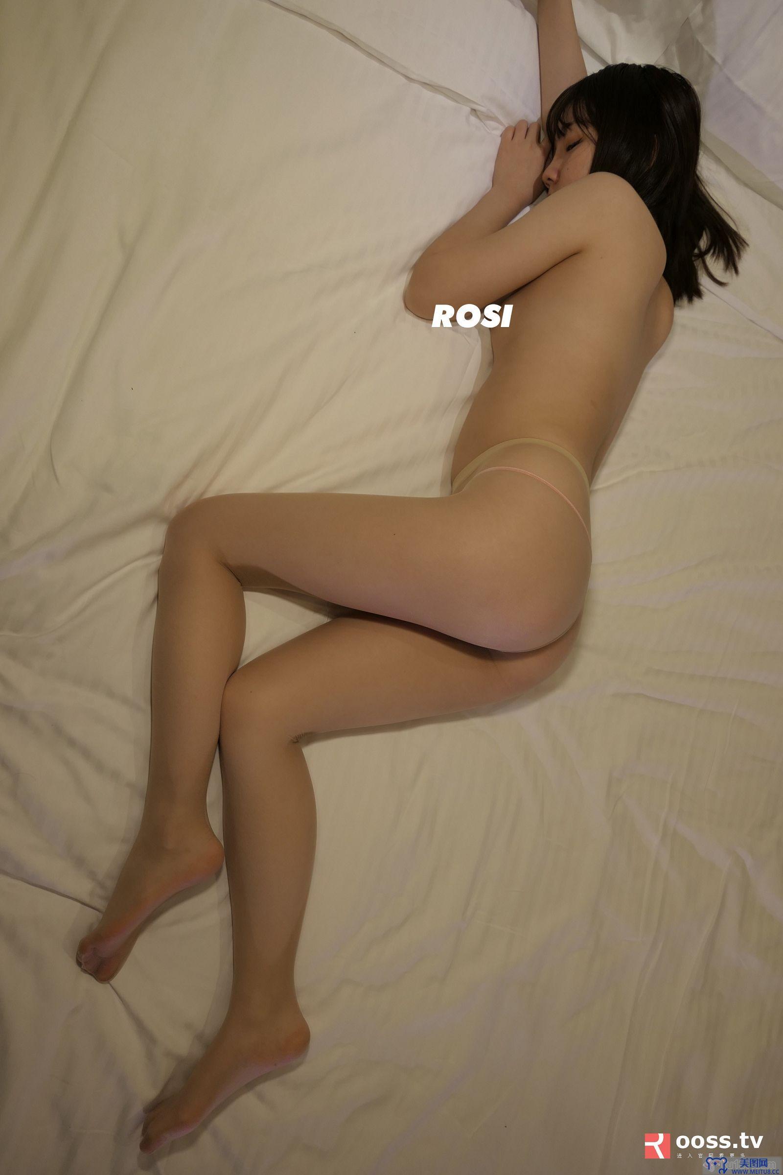 [ROSI美女图]2020.02.07 NO.2986