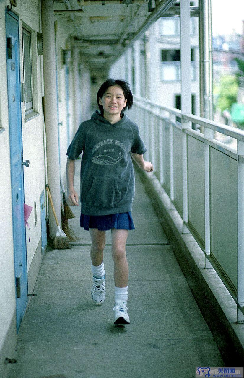 [NS Eyes写真套图]2001.08.03 SF-No.122 Yuki Sasaki(佐々木由貴)-UNDERAGE!