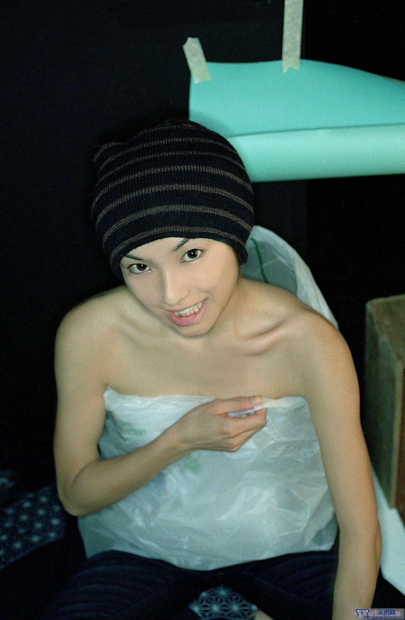 [NS Eyes写真套图]2003.01.31 SF-No.199 Rina Uchiyama(内山理名)