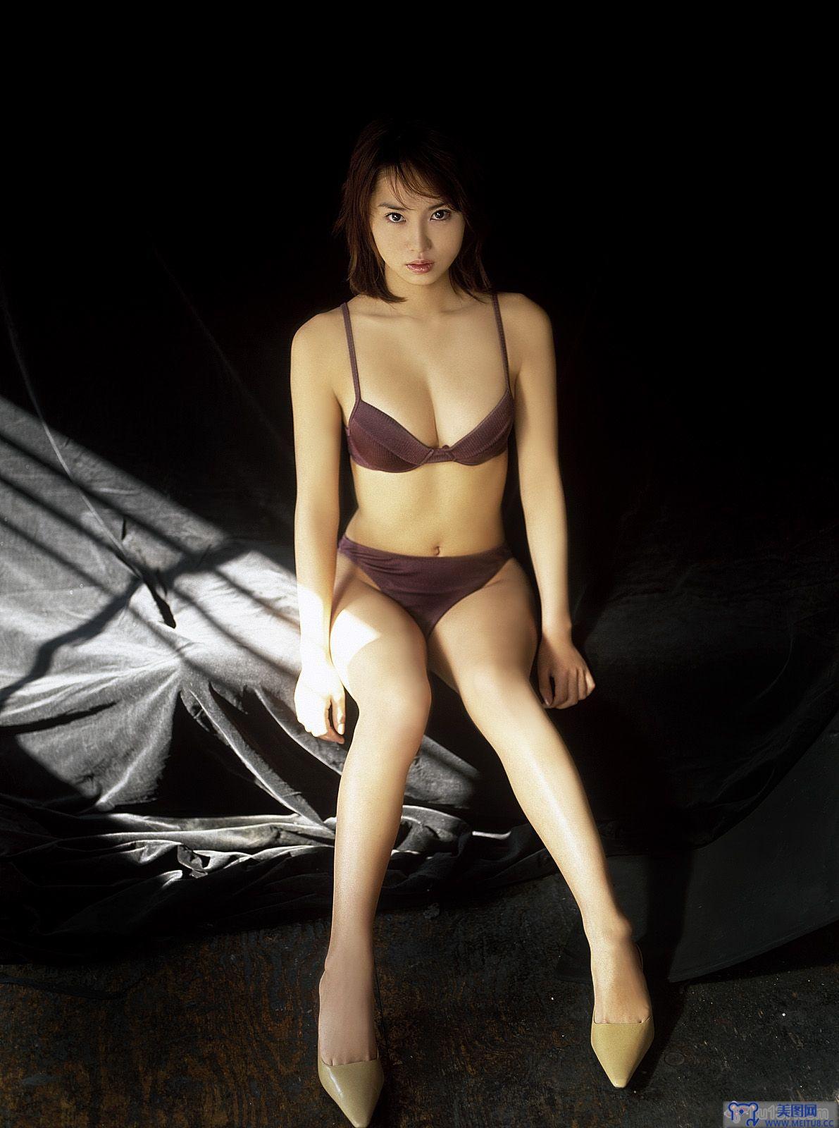 [NS Eyes写真套图]2003.10.17 SF-No.236 Yui Ichikawa(市川由衣)-UNDERAGE!