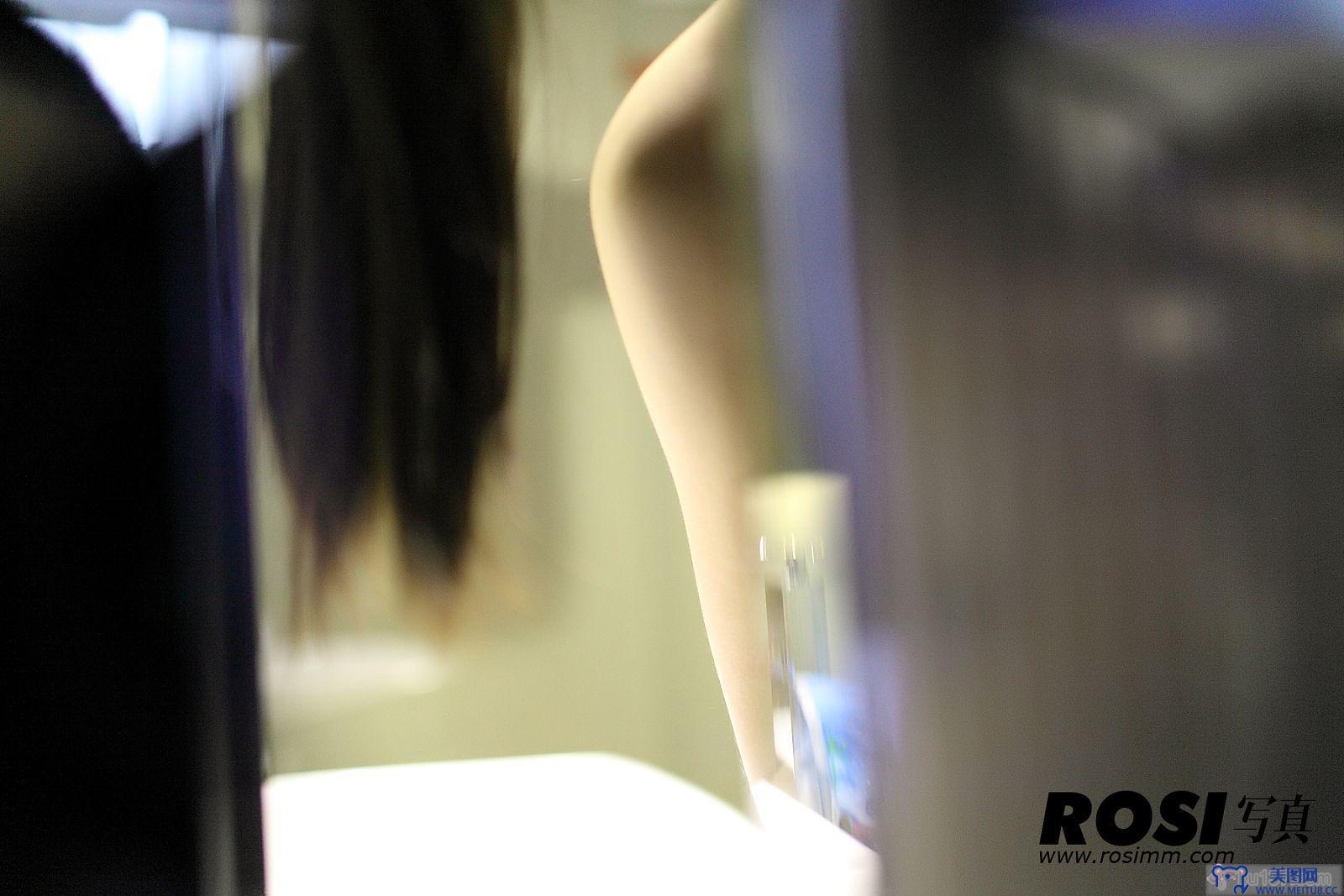 [ROSI美女图]2013.01.02 NO.445