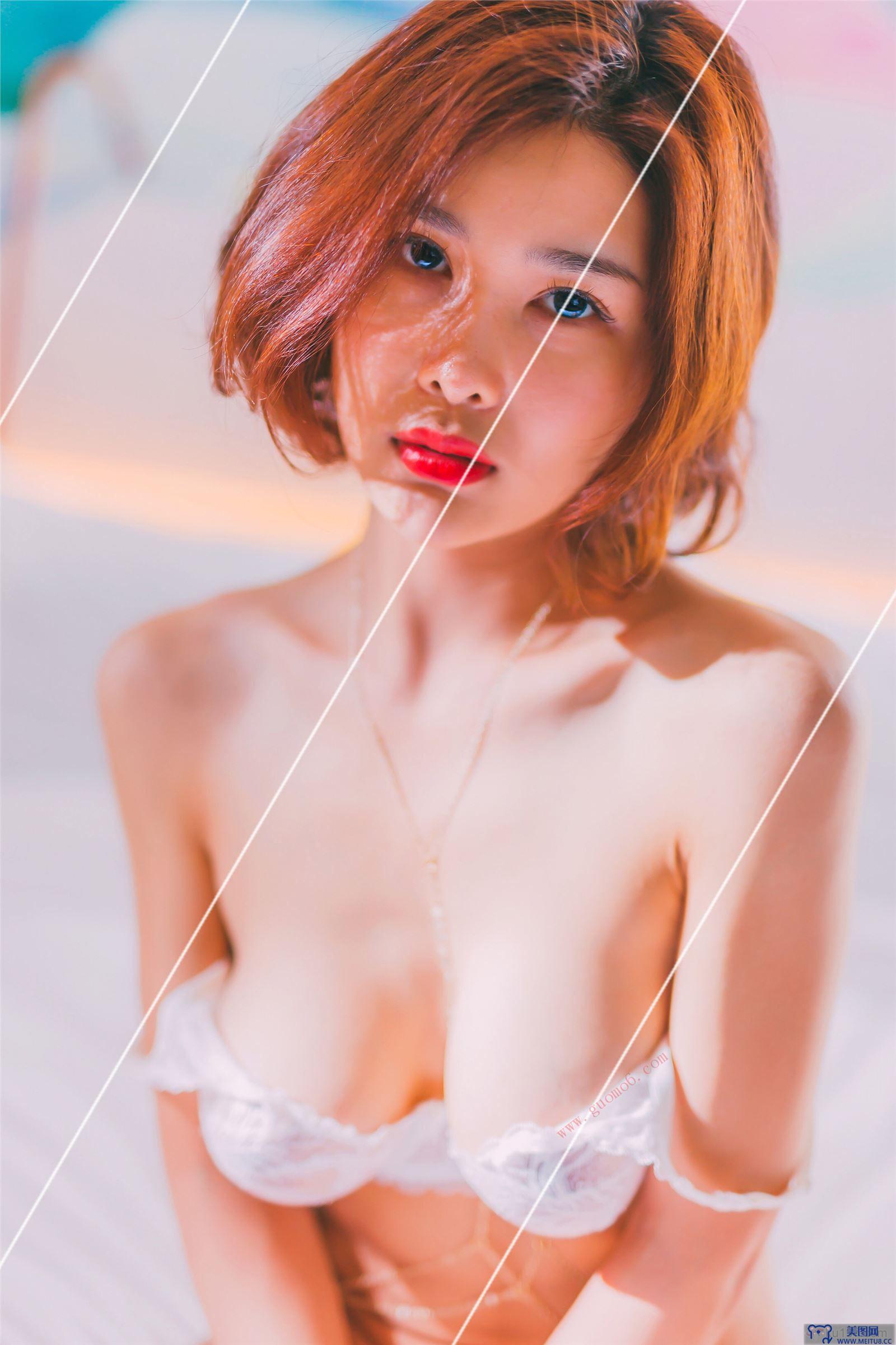 Sexy闫盼盼-2018年7月最新写真《裸心》